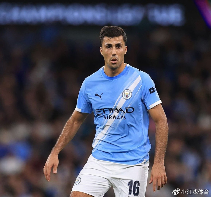 罗德里续约曼城面临挑战 皇马引援难度高